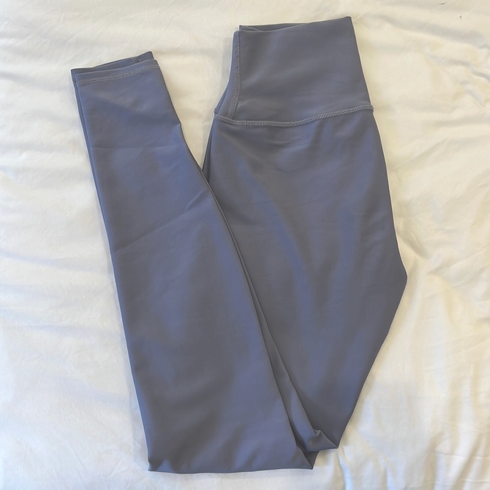 Alo Yoga High Waist Airlift Legging in Blue Moon